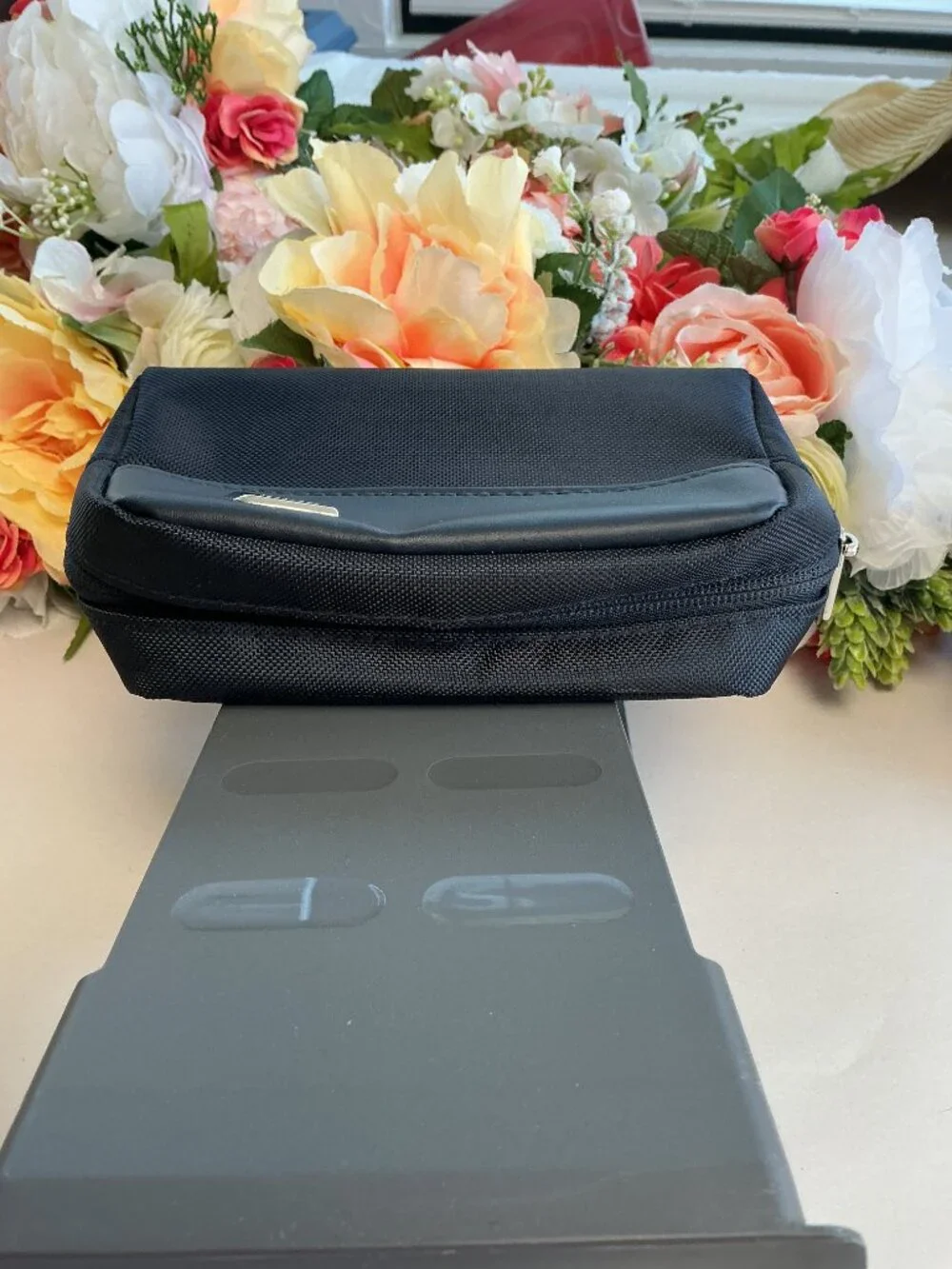 TUMI for Delta Navy Travel Amenity Toiletry Cosmetic Pouch